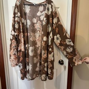 WHITE BIRCH CARDIGAN - SIZE 3X - Very Good Condition